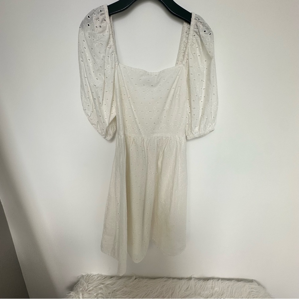White eyelet. Dress- - Picture 2 of 5